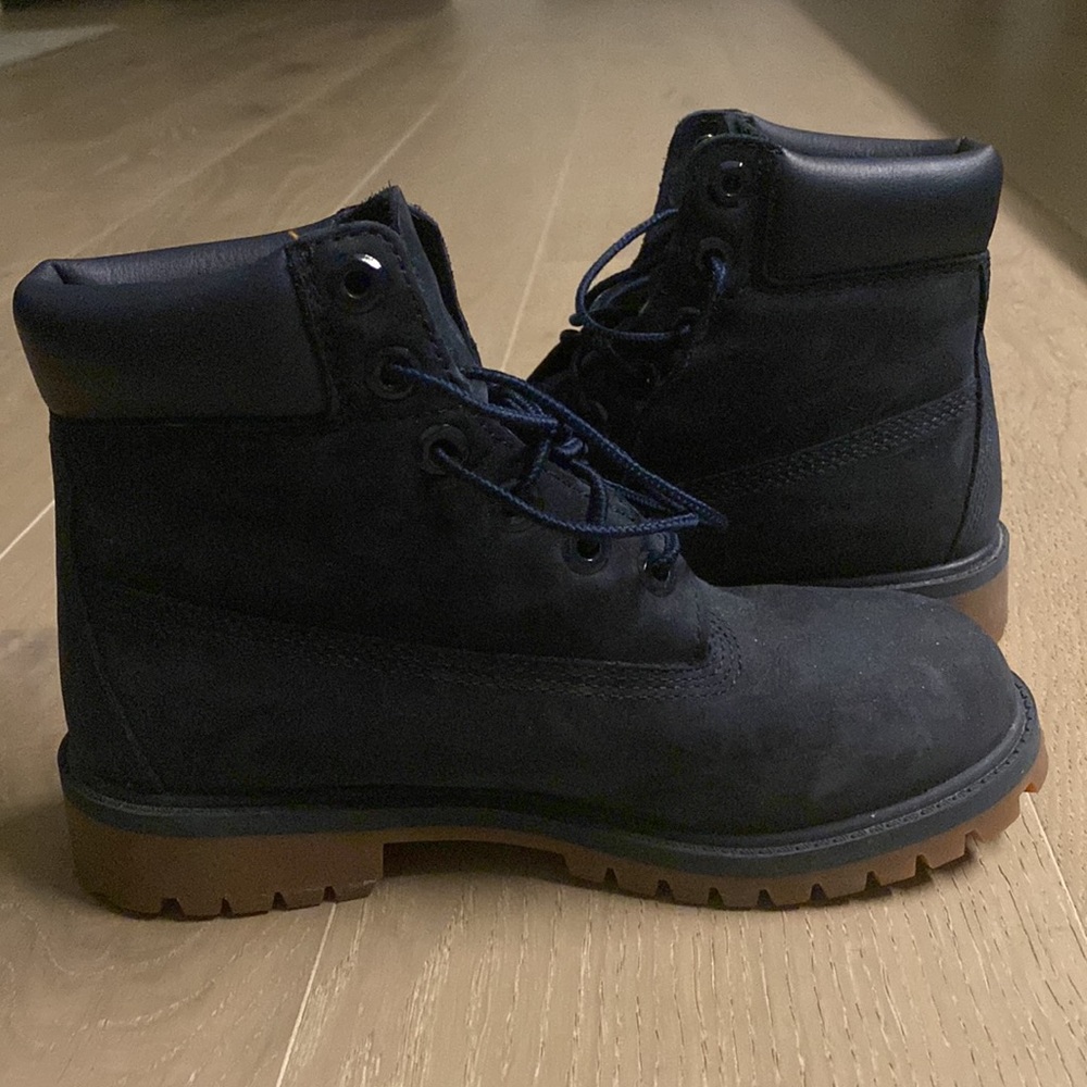 Timberland dark blue suede boots, size US boys 4 or US woman 5.5.